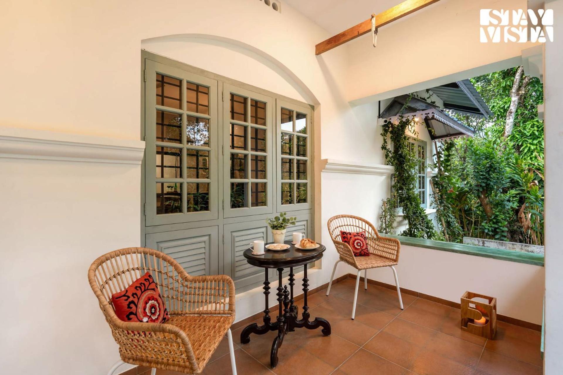 Stayvista At Catherine Cottage With Heater & Board Game Munnar Extérieur photo